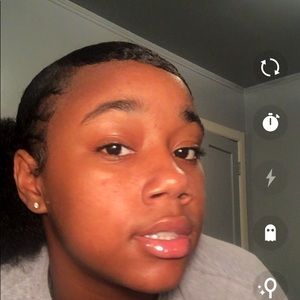 Meet your Posher, Myaa